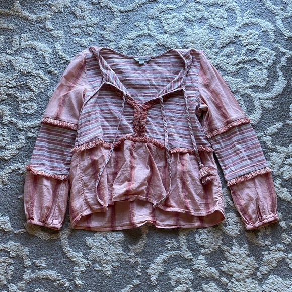 American Eagle Outfitters Tops - American Eagle Blouse